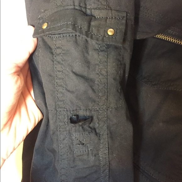 Express Black Jacket - Picture 6 of 8